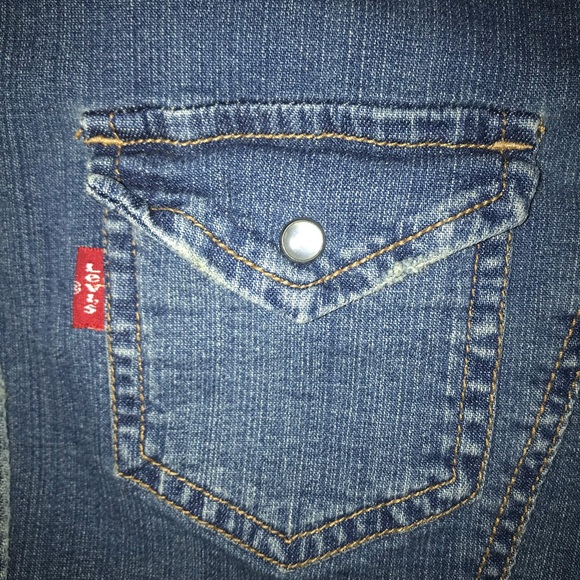 Ladies Levi’s Cap sleeve top - Picture 3 of 7